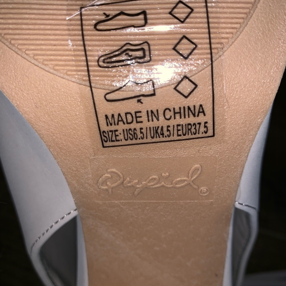 Qupid Beige Booties - Picture 2 of 3